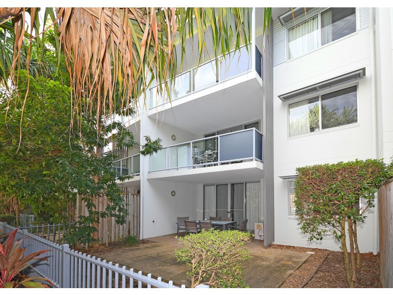 61/68 Pulgul Street, Urangan QLD 4655