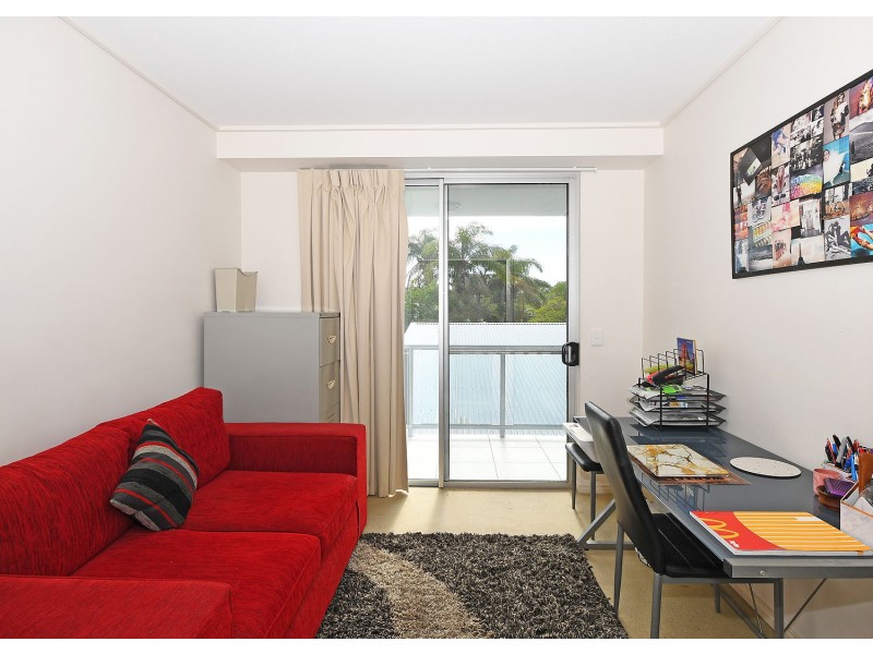 61/68 Pulgul Street, Urangan QLD 4655