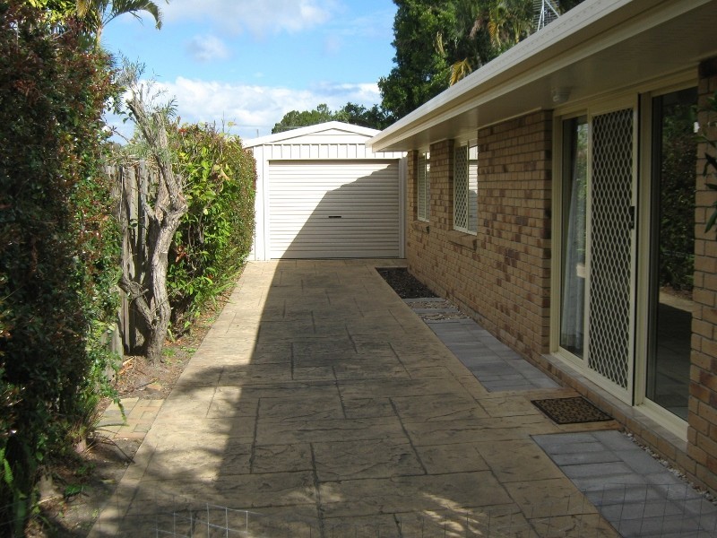13 Ocean Street, Torquay QLD 4655