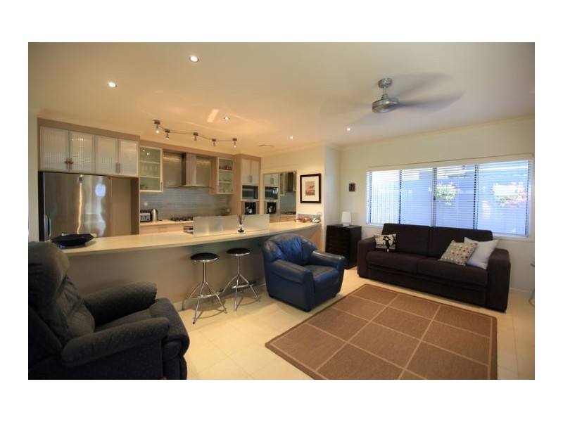 14 Marcocci Street, Urraween QLD 4655