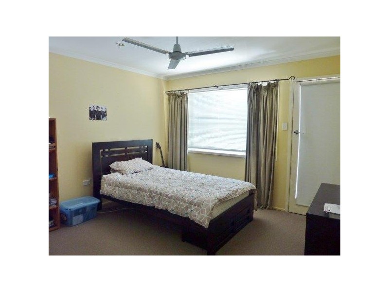 5 White Street, Point Vernon QLD 4655