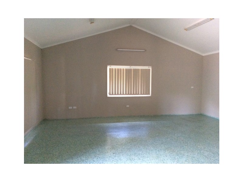 31 Pelican Avenue, Booral QLD 4655