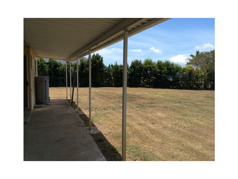 31 Pelican Avenue, Booral QLD 4655