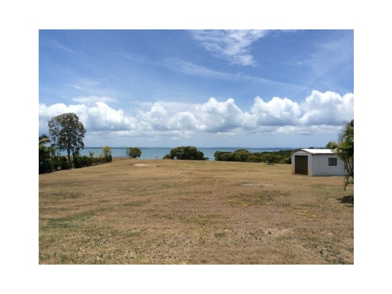 31 Pelican Avenue, Booral QLD 4655