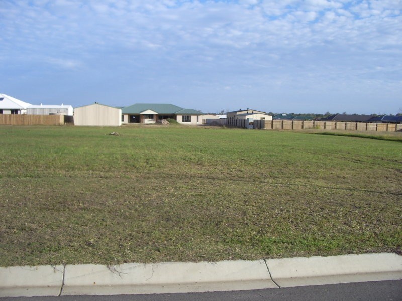 28 Rosewood Ave, Wondunna QLD 4655