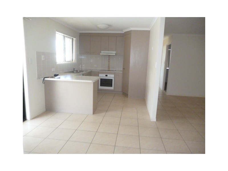 12 Ladbroke Crescent, Urangan QLD 4655