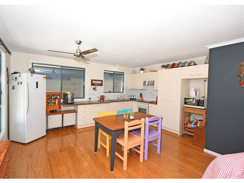 36 Orchid Drive, Burrum Heads QLD 4659