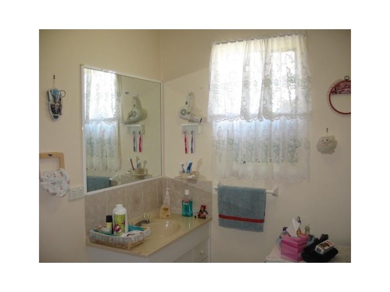 Site 47 Sugar Coast Mobile Park, 208 Elizabeth St, Urangan QLD 4655