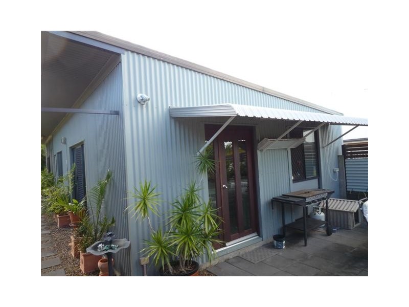 73 Honiton Street, Torquay QLD 4655