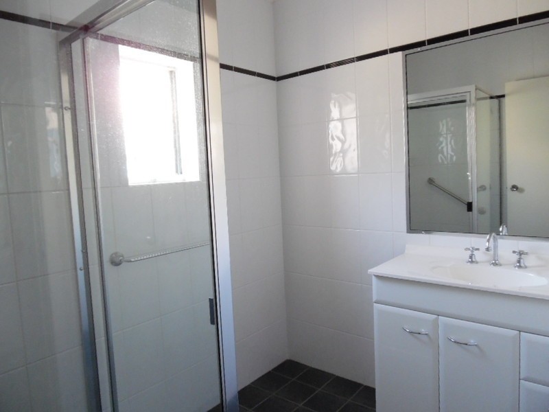 14 Kurrajong Crescent, Point Vernon QLD 4655