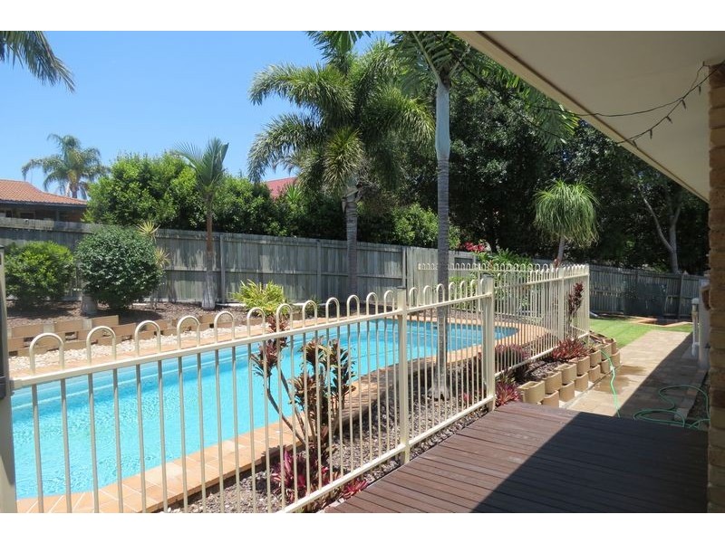 15 Oleander Avenue, Kawungan QLD 4655