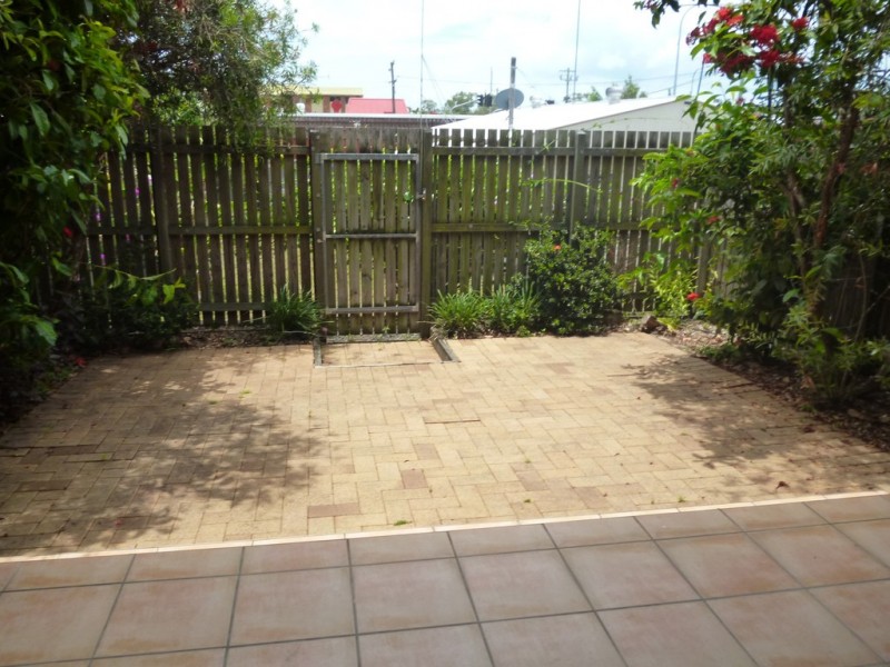 2/30 East Street, Scarness QLD 4655