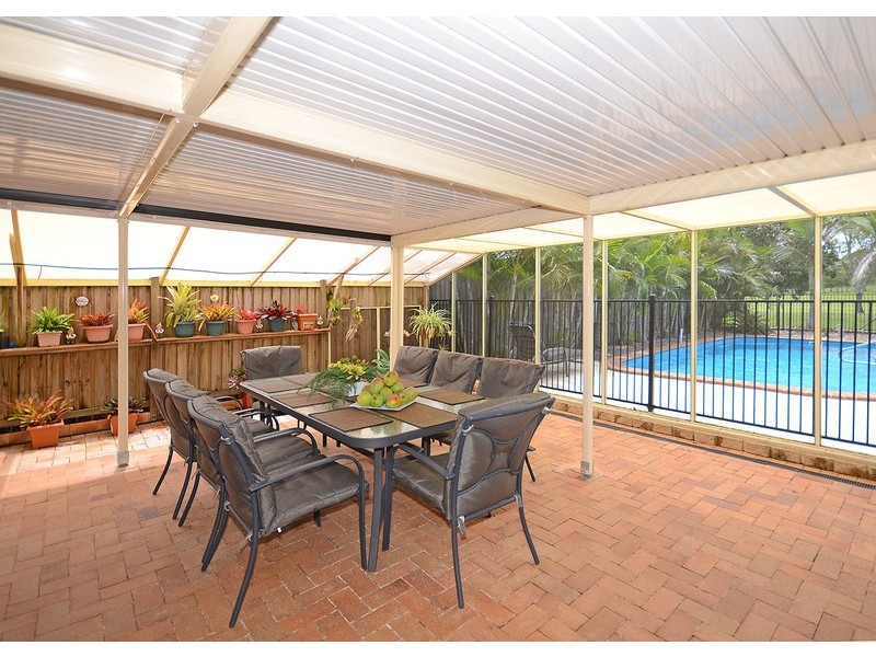 3 Oriole Court, Eli Waters QLD 4655