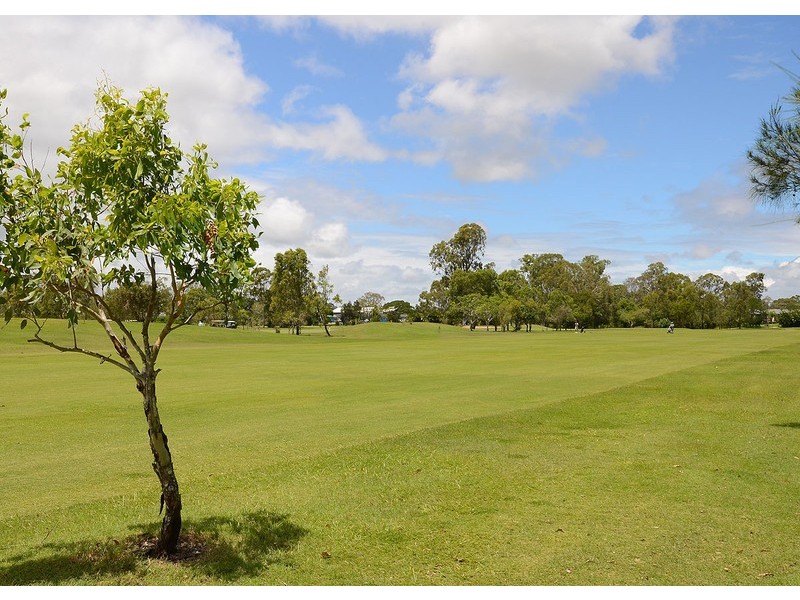 3 Oriole Court, Eli Waters QLD 4655