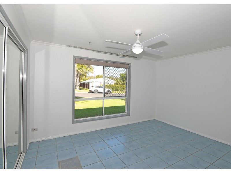 16 Debra Court, Urangan QLD 4655