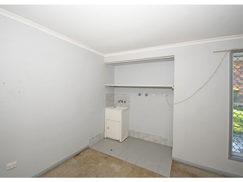 16 Debra Court, Urangan QLD 4655