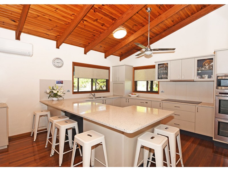 7 Windemere Road, Wondunna QLD 4655