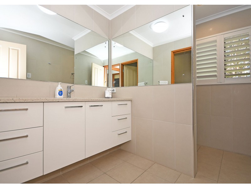 7 Windemere Road, Wondunna QLD 4655