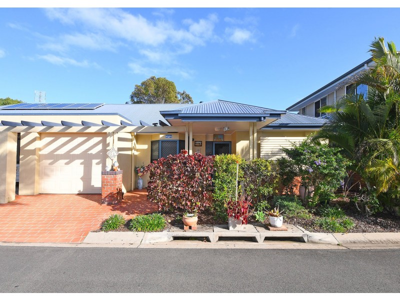 U114, 34 Elizabeth Street, Urangan QLD 4655
