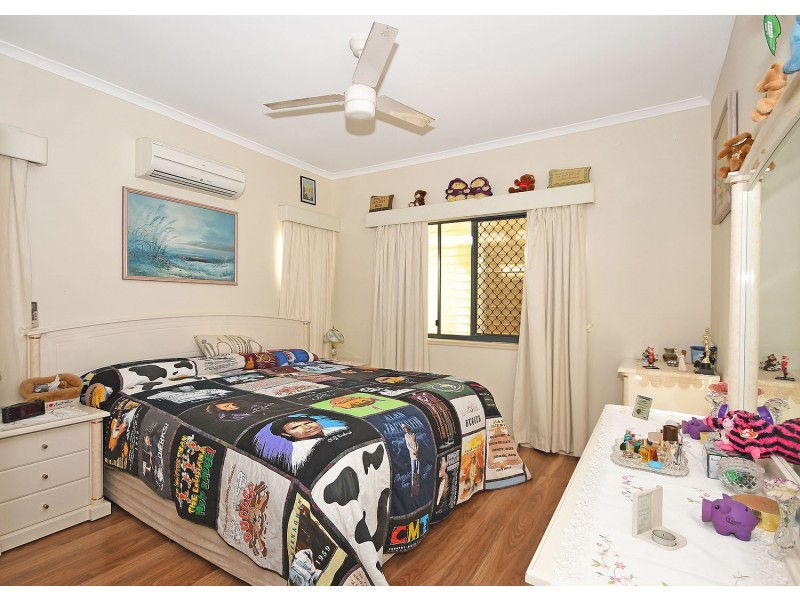 U114, 34 Elizabeth Street, Urangan QLD 4655