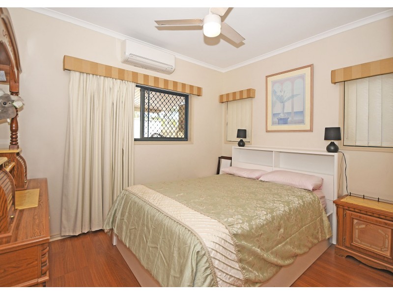 U114, 34 Elizabeth Street, Urangan QLD 4655