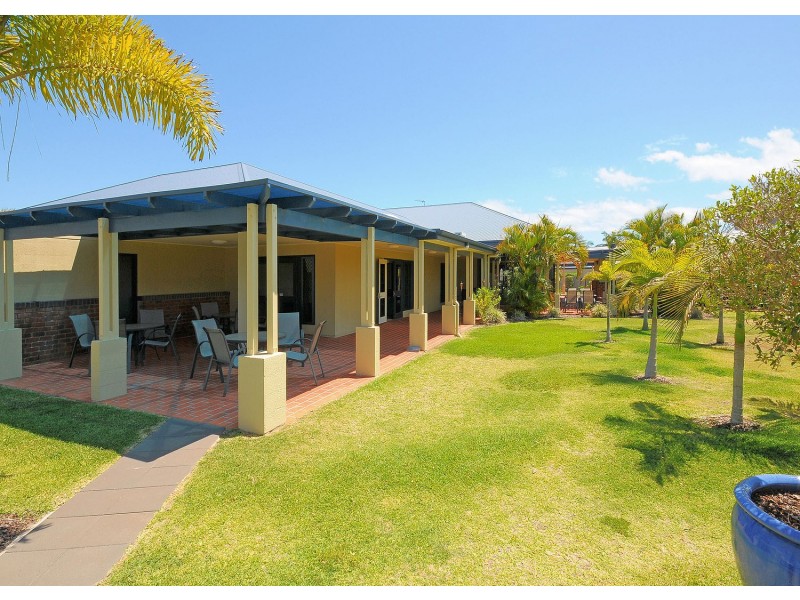 U114, 34 Elizabeth Street, Urangan QLD 4655