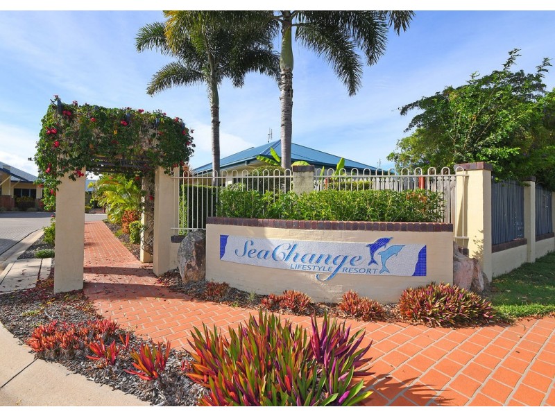 U114, 34 Elizabeth Street, Urangan QLD 4655