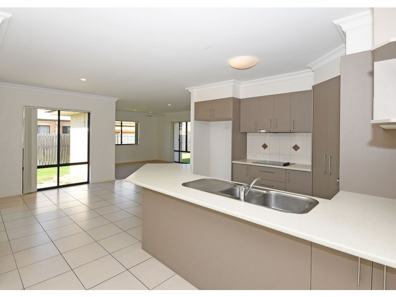 23 Lancaster Circuit, Urraween QLD 4655