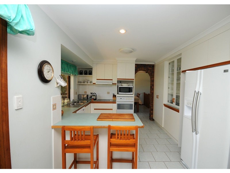 3 Faye Avenue, Scarness QLD 4655