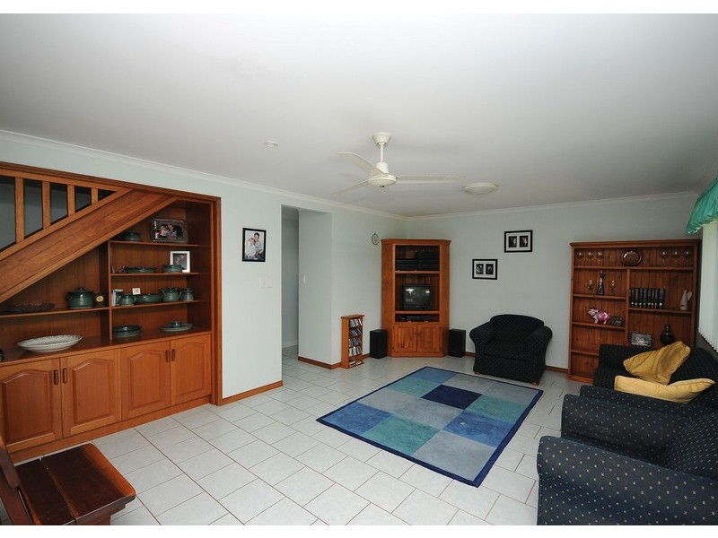 3 Faye Avenue, Scarness QLD 4655