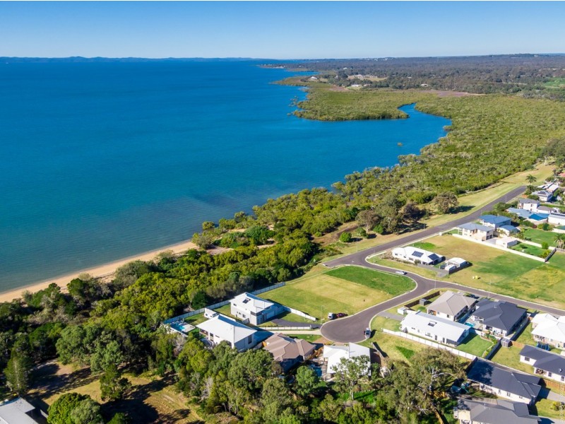 3 Oceanfront Court, Urangan QLD 4655