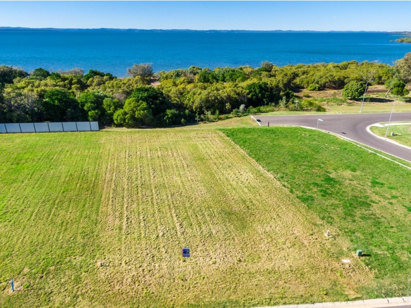 3 Oceanfront Court, Urangan QLD 4655