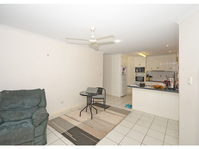 28 Bushlark Avenue, Eli Waters QLD 4655