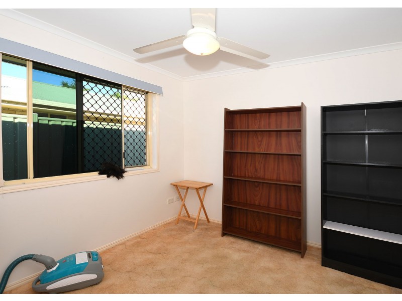 28 Bushlark Avenue, Eli Waters QLD 4655