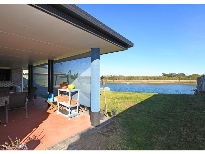 28 Bushlark Avenue, Eli Waters QLD 4655