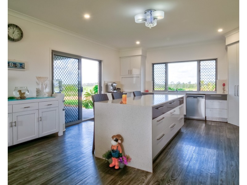 251 Lower Mountain Road, Dundowran QLD 4655