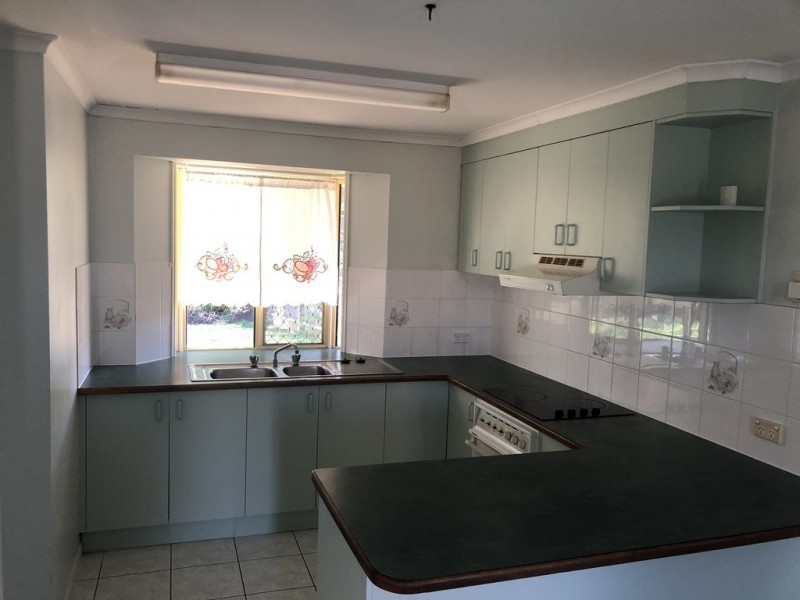 2/9 Forest Close, Kawungan QLD 4655