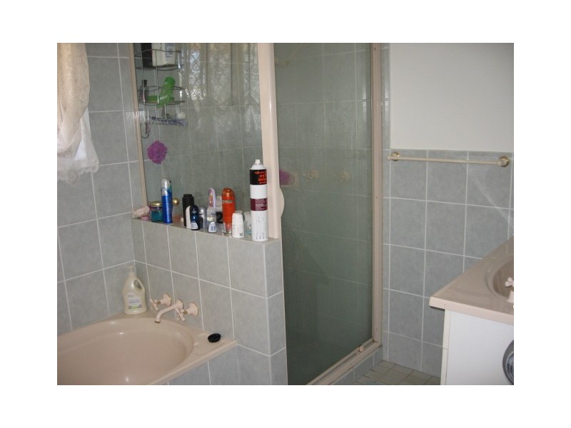 72 Cunningham Street, Urangan QLD 4655