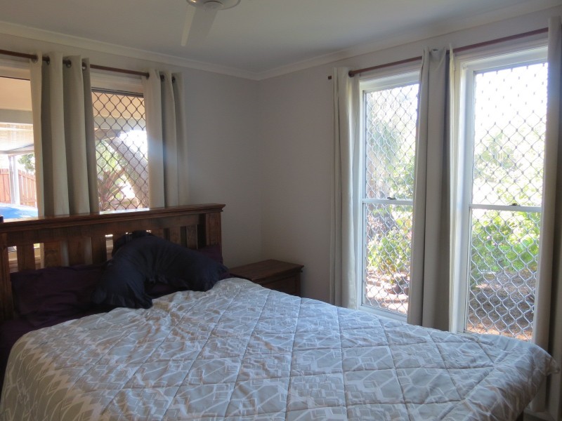 98 Murphy Street, Point Vernon QLD 4655