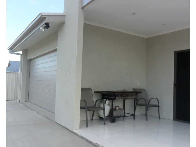 112 Riverview Drive, Burrum Heads QLD 4659