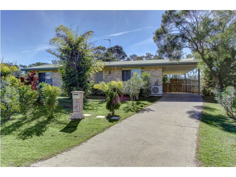 12 Jennylee Close, Urangan QLD 4655