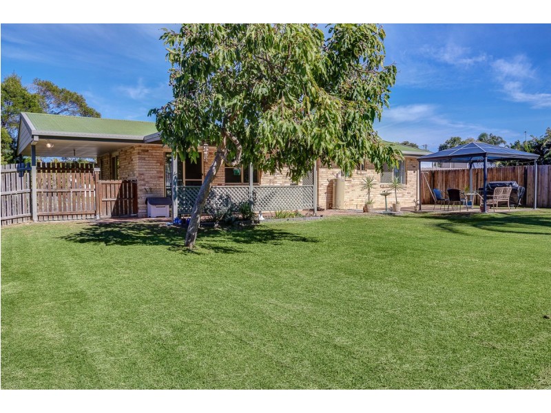 12 Jennylee Close, Urangan QLD 4655
