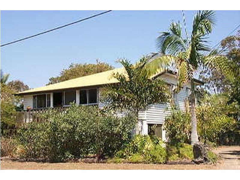 40 Esplanade, Point Vernon QLD 4655