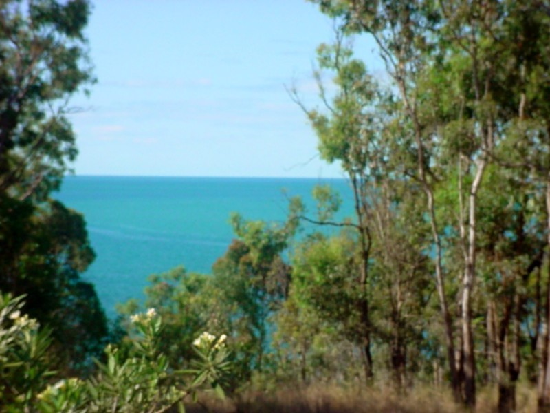 40 Esplanade, Point Vernon QLD 4655