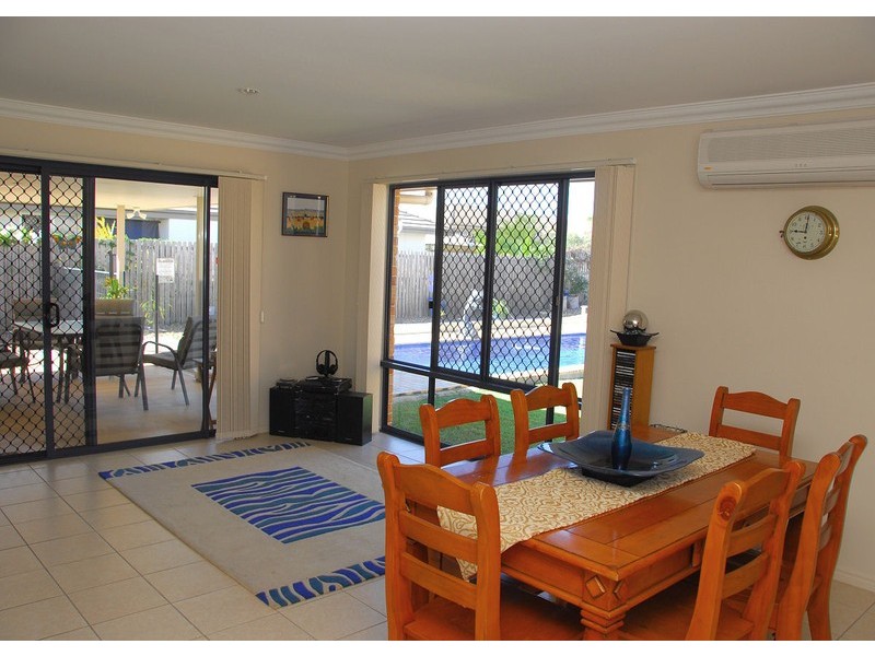 11 Bayley Court, Urraween QLD 4655