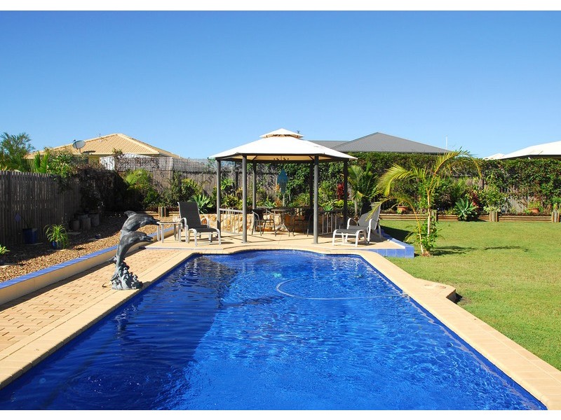 11 Bayley Court, Urraween QLD 4655