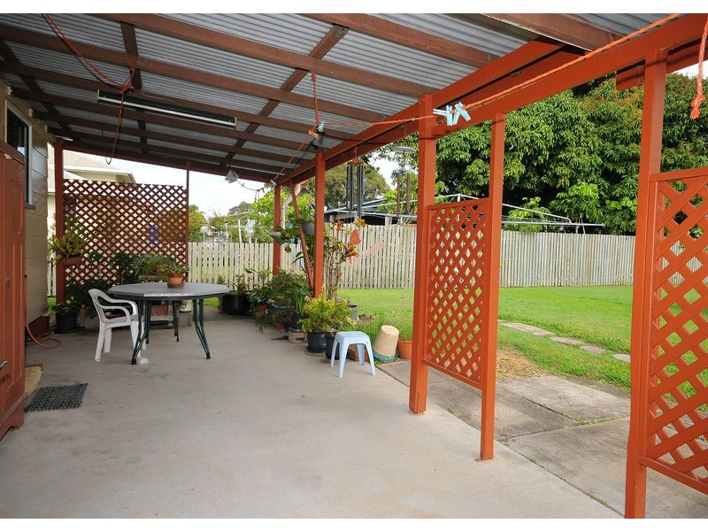 49 Bideford Street, Torquay QLD 4655