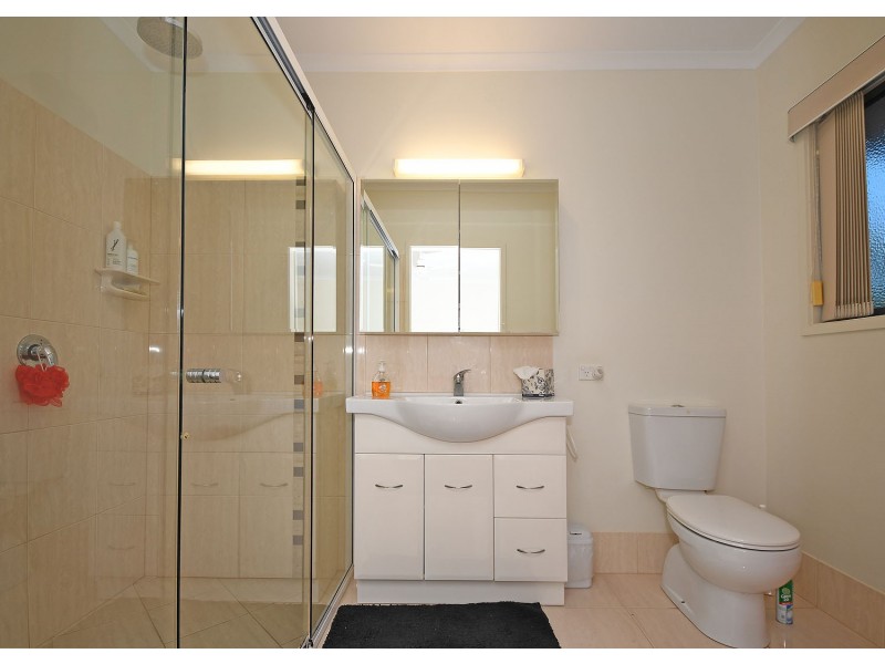 84 Wattle Street, Point Vernon QLD 4655