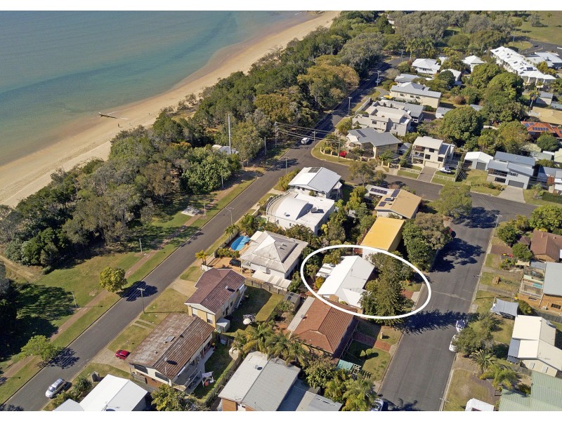 26 Prince Street, Urangan QLD 4655