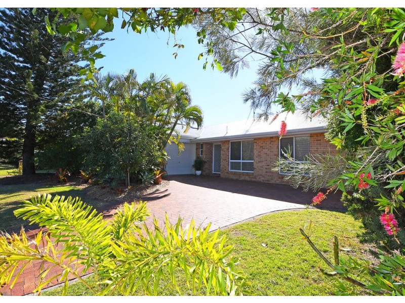26 Prince Street, Urangan QLD 4655